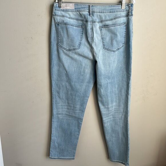 Chico’s So slimming Girlfriend Ankle Jeans 2R=12-14 - Picture 4 of 7